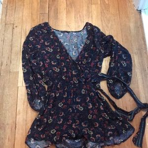 floral blue romper, vneck with wrap tie top